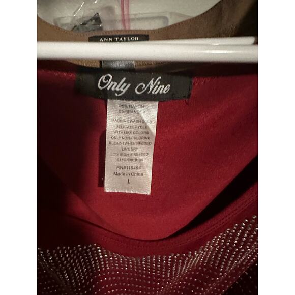 Only Nine Stylish Maroon Tank - Picture 2 of 2